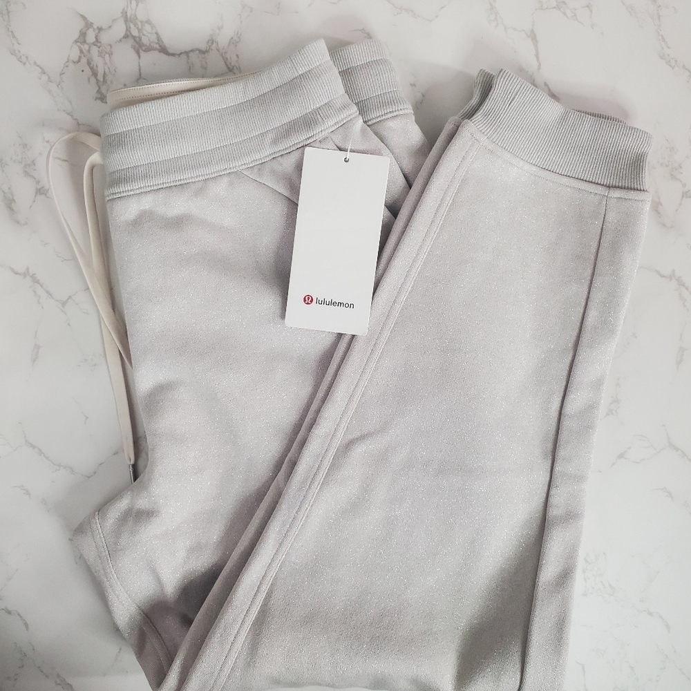 NWT Lululemon Scuba HR Jogger, Size 10, Sparkle White Opal